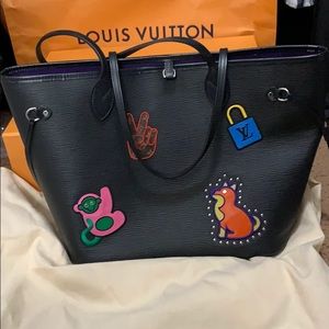 Louis Vuitton black epi neverfull stickers